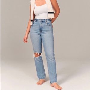 Abercrombie Curve Love 90s Straight Ultra High Rise Jeans
